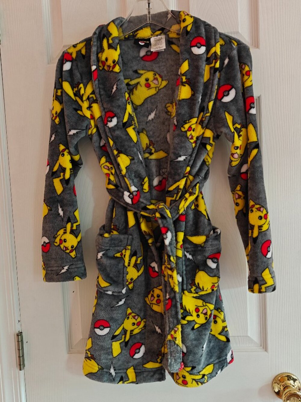 Pokémon Kids Pikachu Luxe Plush Pajama Robe Grey/Yellow Size M (10/12)
